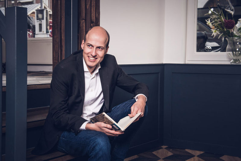 Bas is partner bij Aemestelle Makelaars